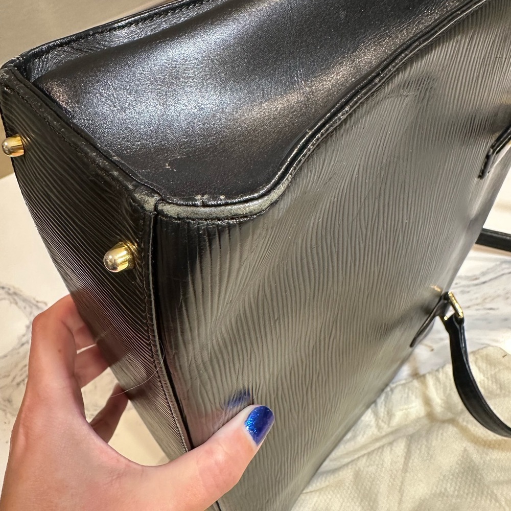 Valentino Garavani Purse with Dust Bag - Picture 10 of 16